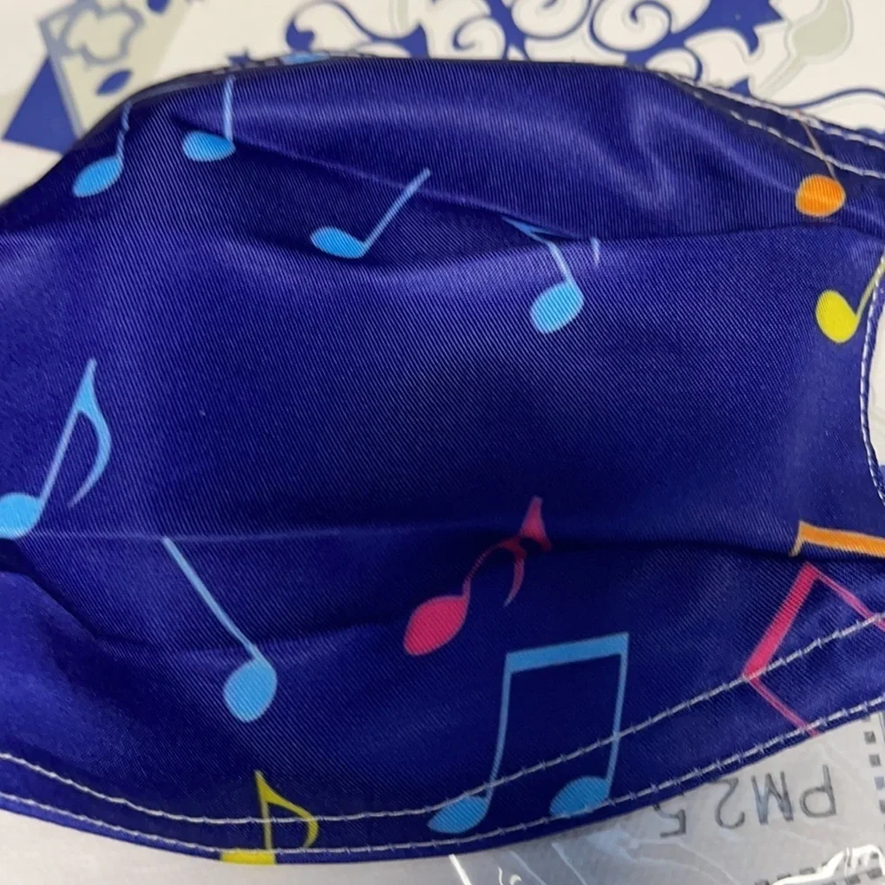 New music note face mask